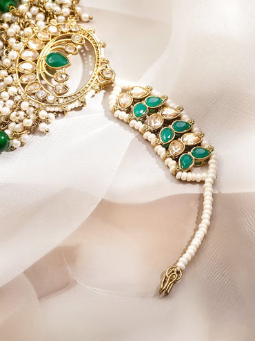 Green Gems in Motion Kundan Maangtikka Head Jewellery