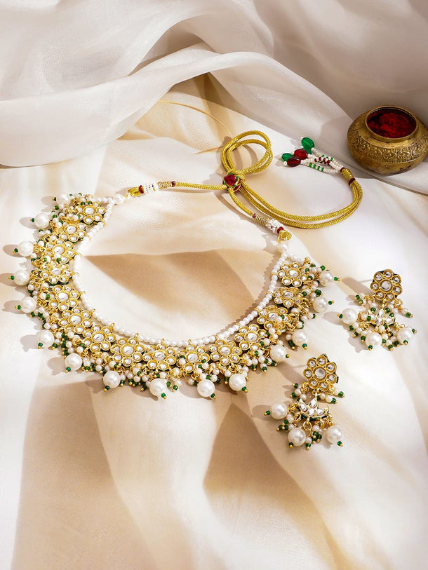 Kundan Grace in Emerald Bloom Necklace Set Jewellery Set
