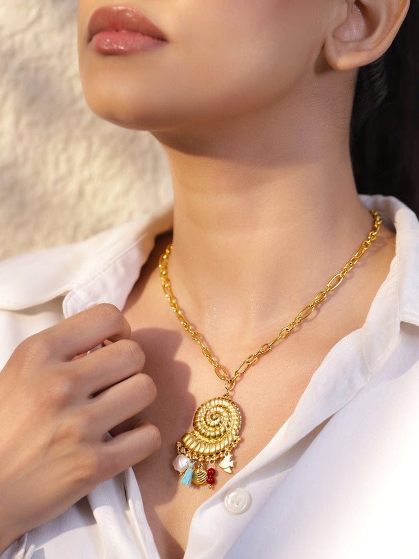 Oceanic Spiral Shell Multicolour Pendant Necklace Necklace & Chains