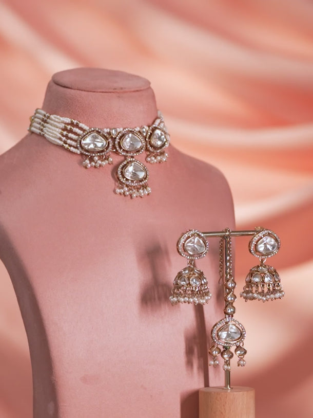 Golden Blush Kundan Necklace Set