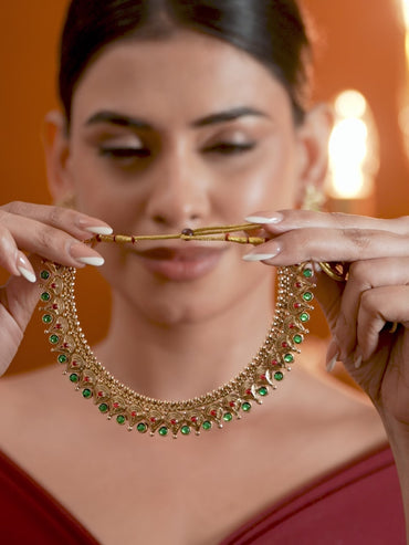 Traditional Golden Engraved Necklace Set