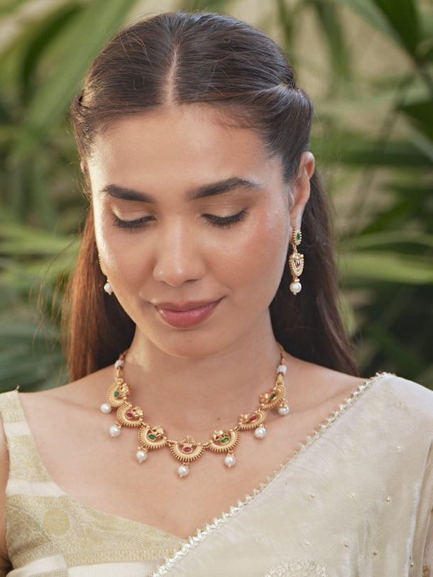 Red & Green Half Moon Pearl Necklace Set