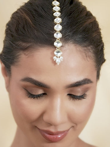Rubans 18K Gold-Plated White Kundan-Studded Maangtika with White Pearls