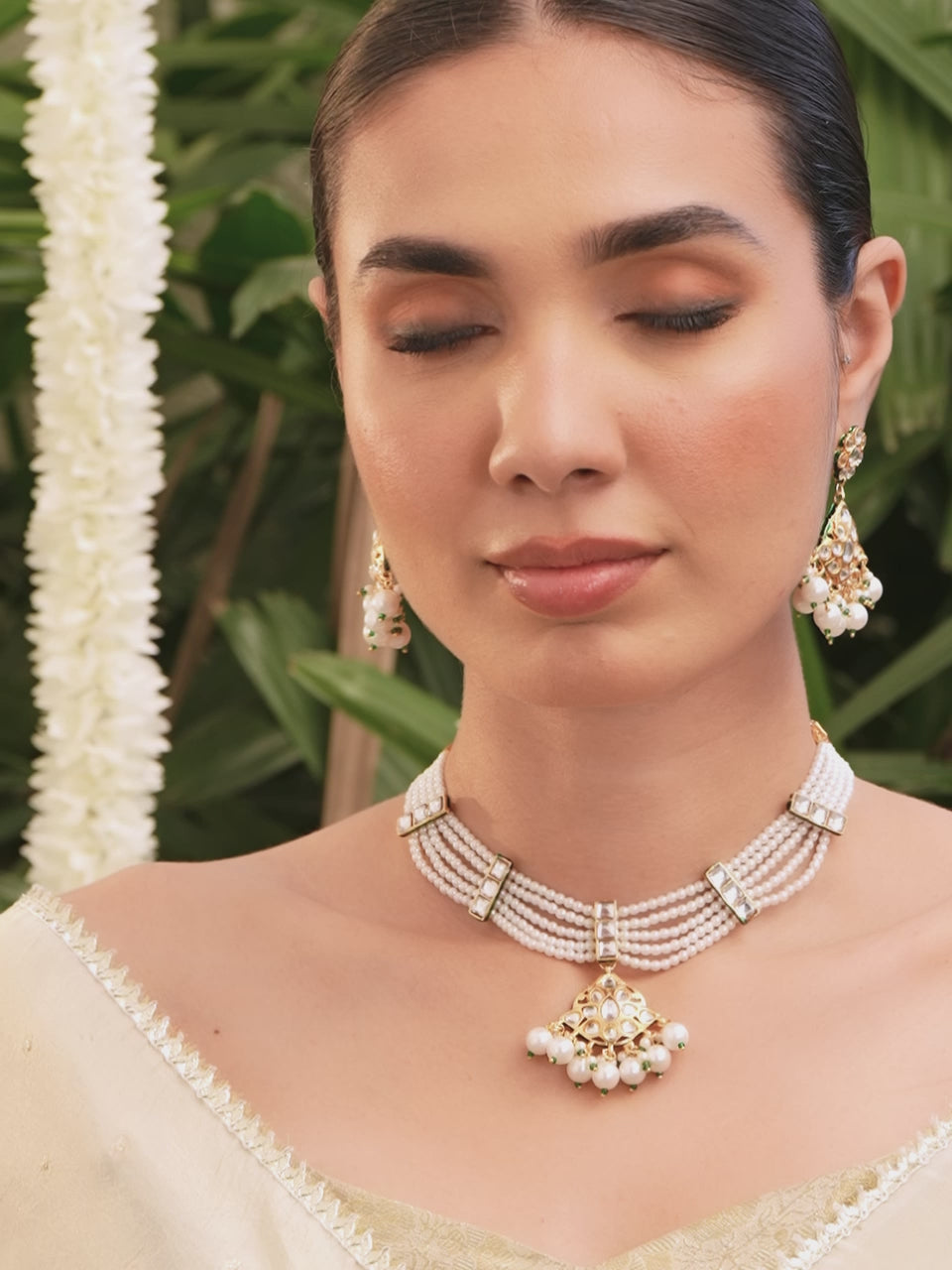 White Empire Kundan Pearl Choker Set