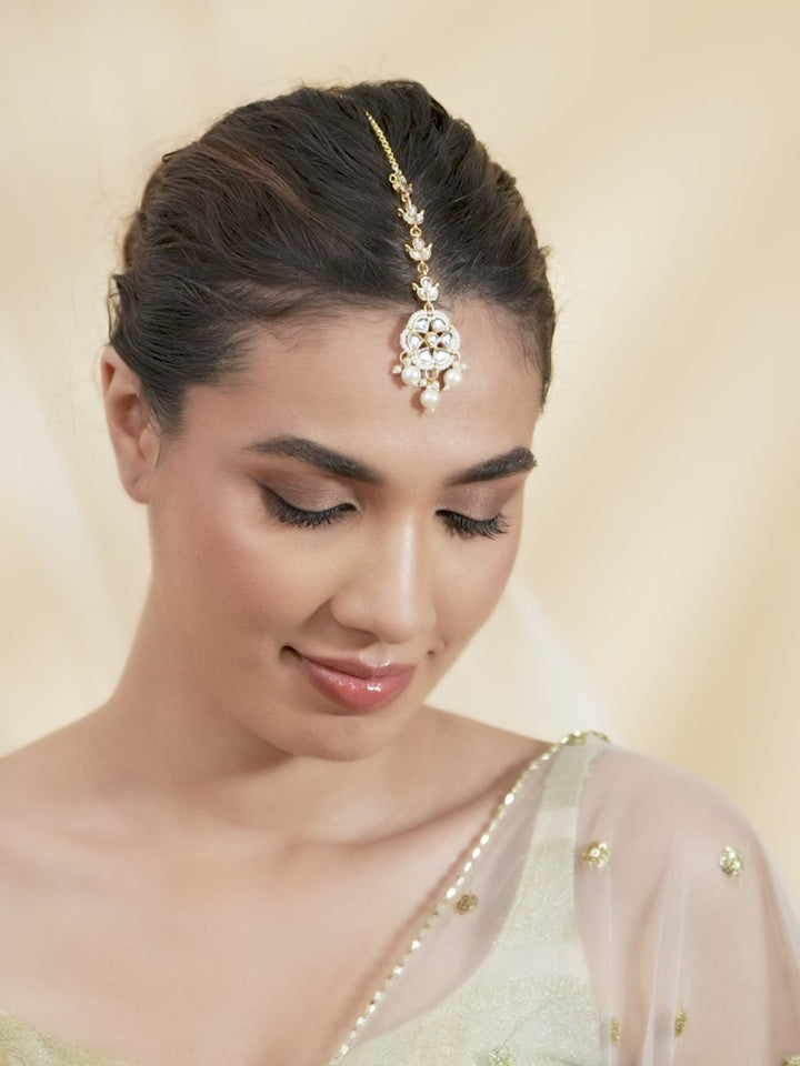 Golden Kundan Stone Maangtika