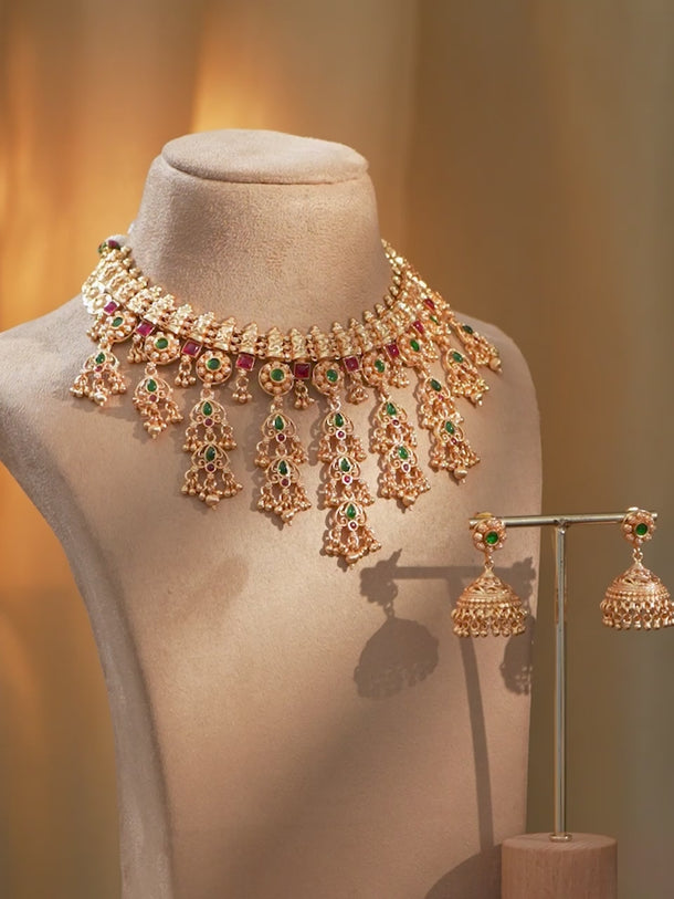 Red & Green Studded Gold Beaded Necklace Set