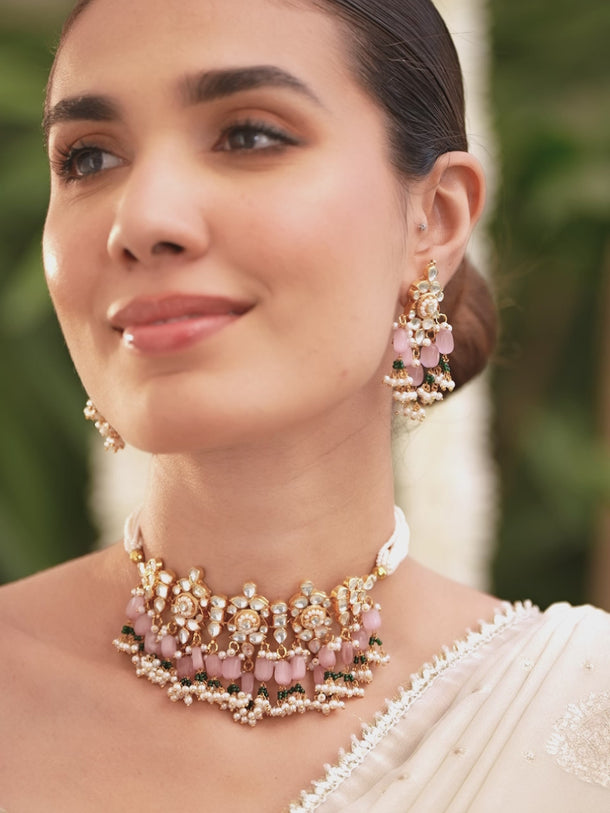 Lustrous Light Pink Necklace Set