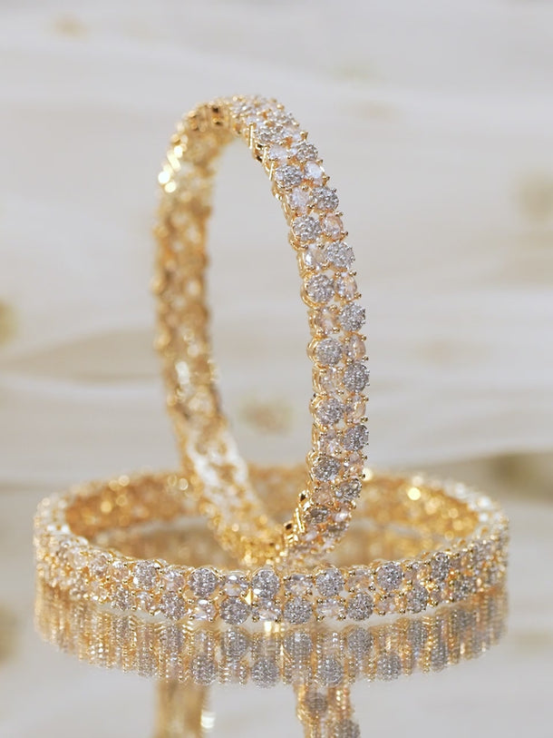 Luxe Radiance Kundan Jhumka with Kaan Chain