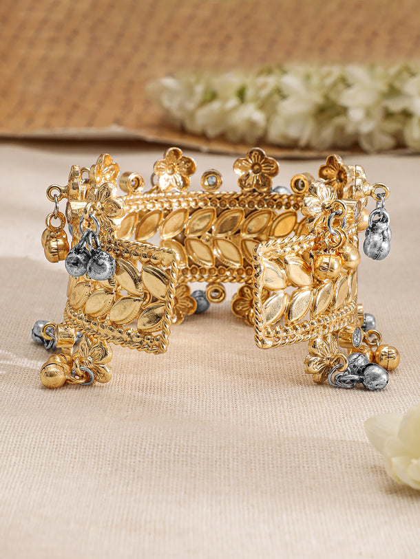 Rubans 24K Gold-Plated Dual-Tone Gold & Silver Beads Peach Stone Handcrafted Cuff Bracelet