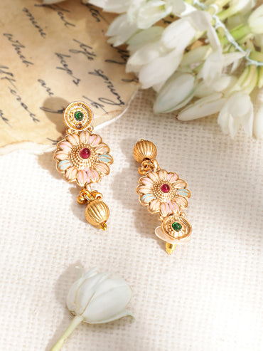 Golden Floral Design Necklace Set