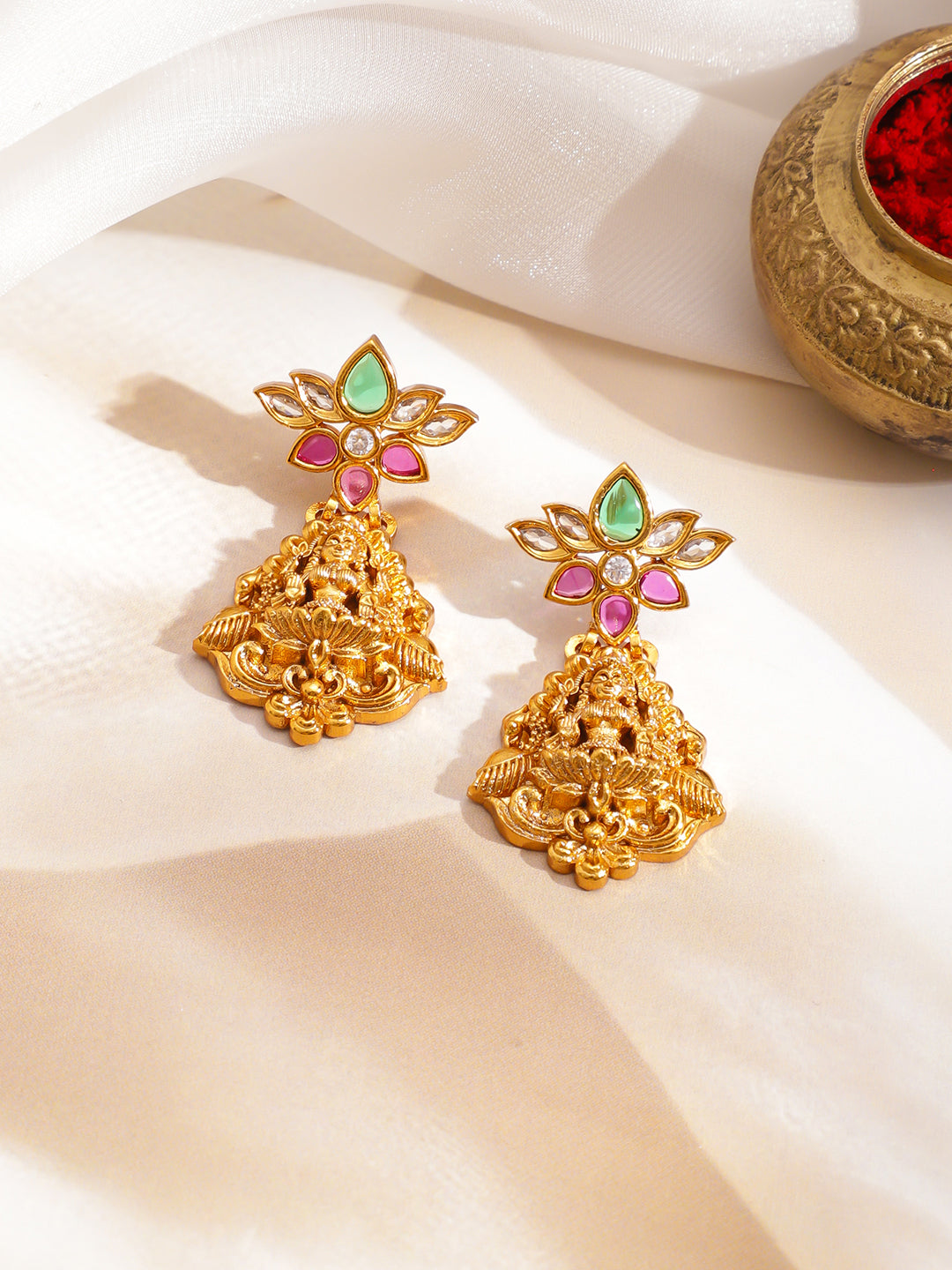 Golden Studded Floral Temple Necklace Set