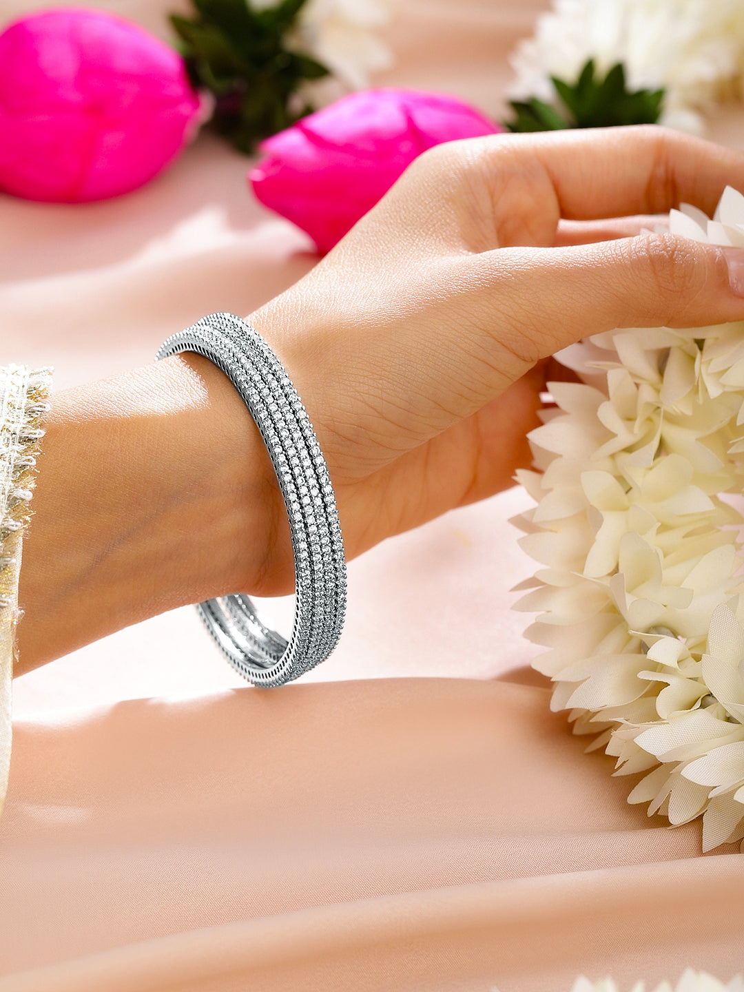 Rubans Set of 4 Rhodium-Plated Sparkling White Cubic Zirconia Stones Handcrafted Premium Bangles