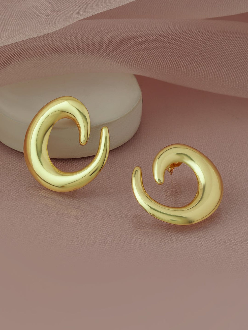 Rubans 18 K Gold Plated Stainless Steel Tarnish-Free Waterproof Sculptural Swirl Earrings Earrings