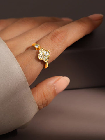 Rubans 18K Gold-Plated Cubic Zirconia Studded Openable Clover Design Adjustable Ring Finger Ring