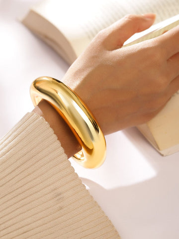 Rubans 18K Gold-Plated Sculptural Cuff Bangle â€“ Modern Bold Bracelet Wristwear