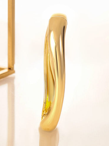 Rubans 18K Gold-Plated Sleek Bold Statement Kada Bracelet â€“ Perfect for Minimal Luxe & Modern Looks Wristwear