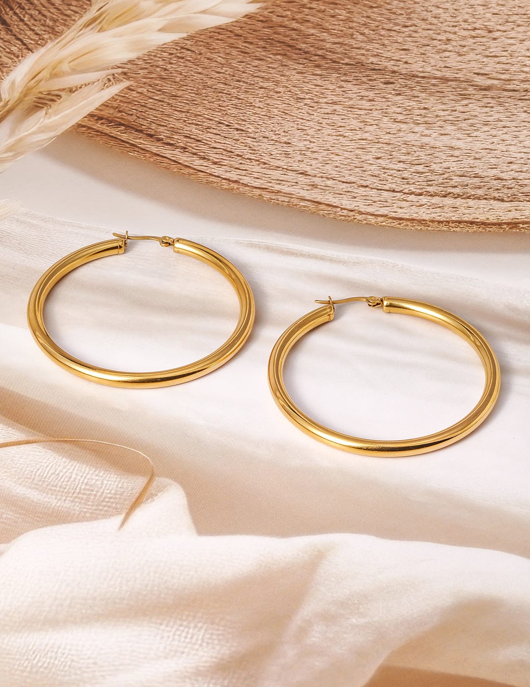 Rubans 18K Gold Plated Stainless Steel Tarnish-Free Waterproof Hoop Earrings Earrings