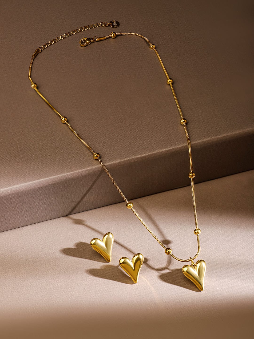 Rubans 18K Gold-Plated Stainless Steel Tarnish-Free Waterproof Sea-Inspired Charm Necklace Jewellery Set