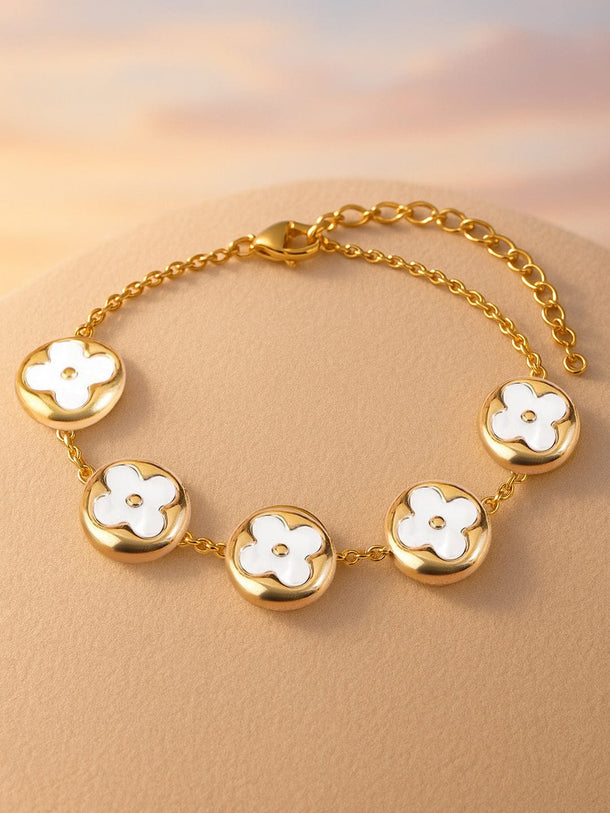 Rubans 18K Gold-Plated Stainless Steel Tarnish-Free Waterproof White Clover Charm Bracelet Bracelet