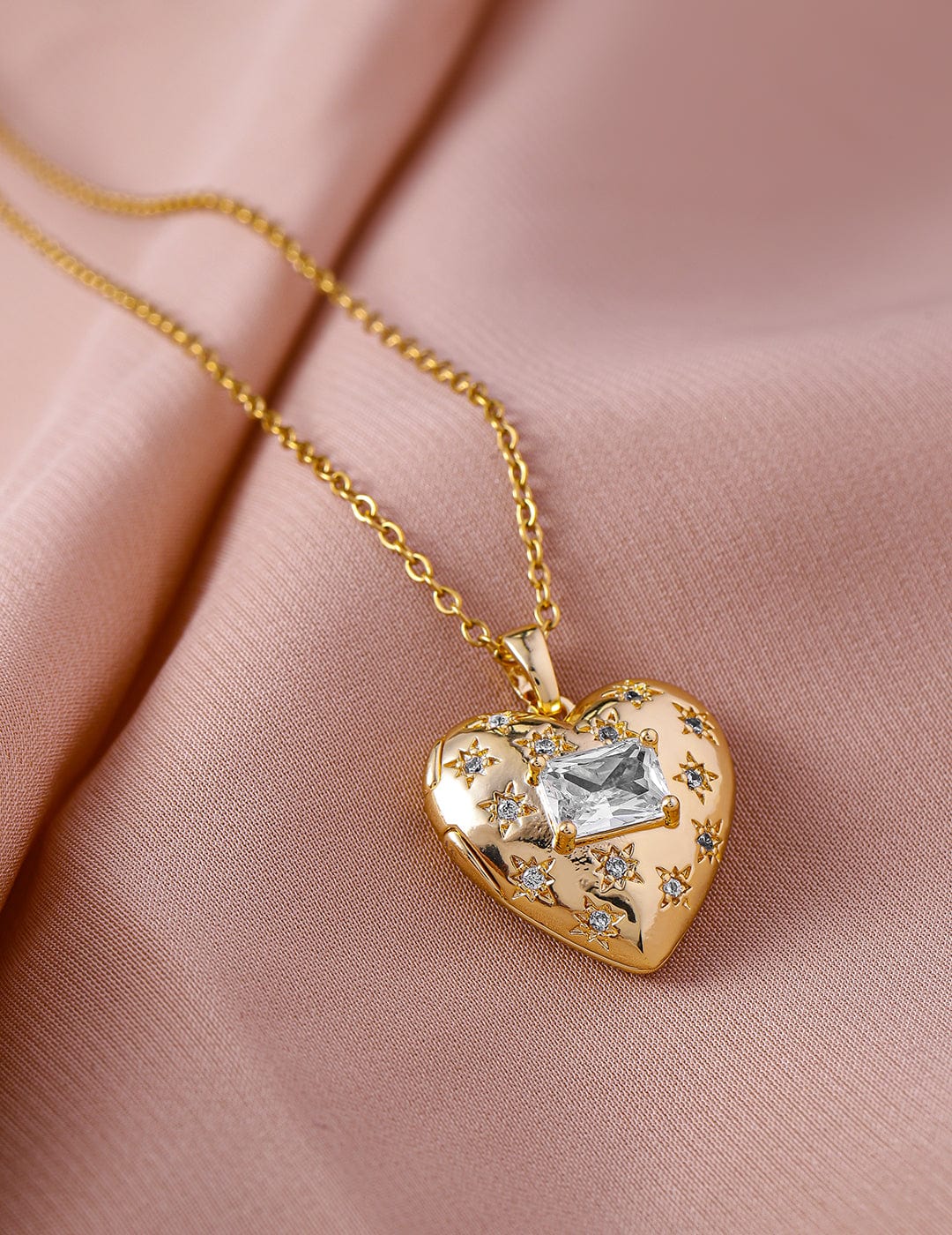 Rubans 18K Gold Plated Stainless Steel Tarnish-Free Waterproof Zirconia Studded Heart Necklace Necklaces, Chains & necklace