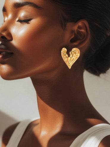 Rubans 18K Gold Plated StainlessSteel Tarnish-Free Waterproof Textured Heart Stud Earrings Earrings