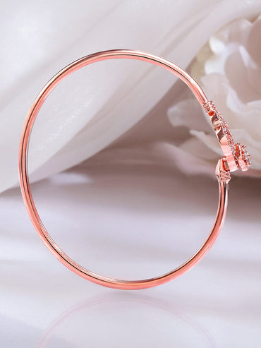 Rubans 18K Rose Gold-Plated Crystal Zirconia Studded Clover Motif Sleek Bracelet Wristwear