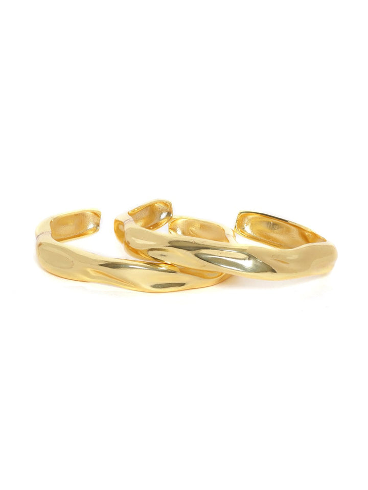 Rubans 18KT Gold Plated Textured Openable Bangle-Style Kada Bracelet Bracelet