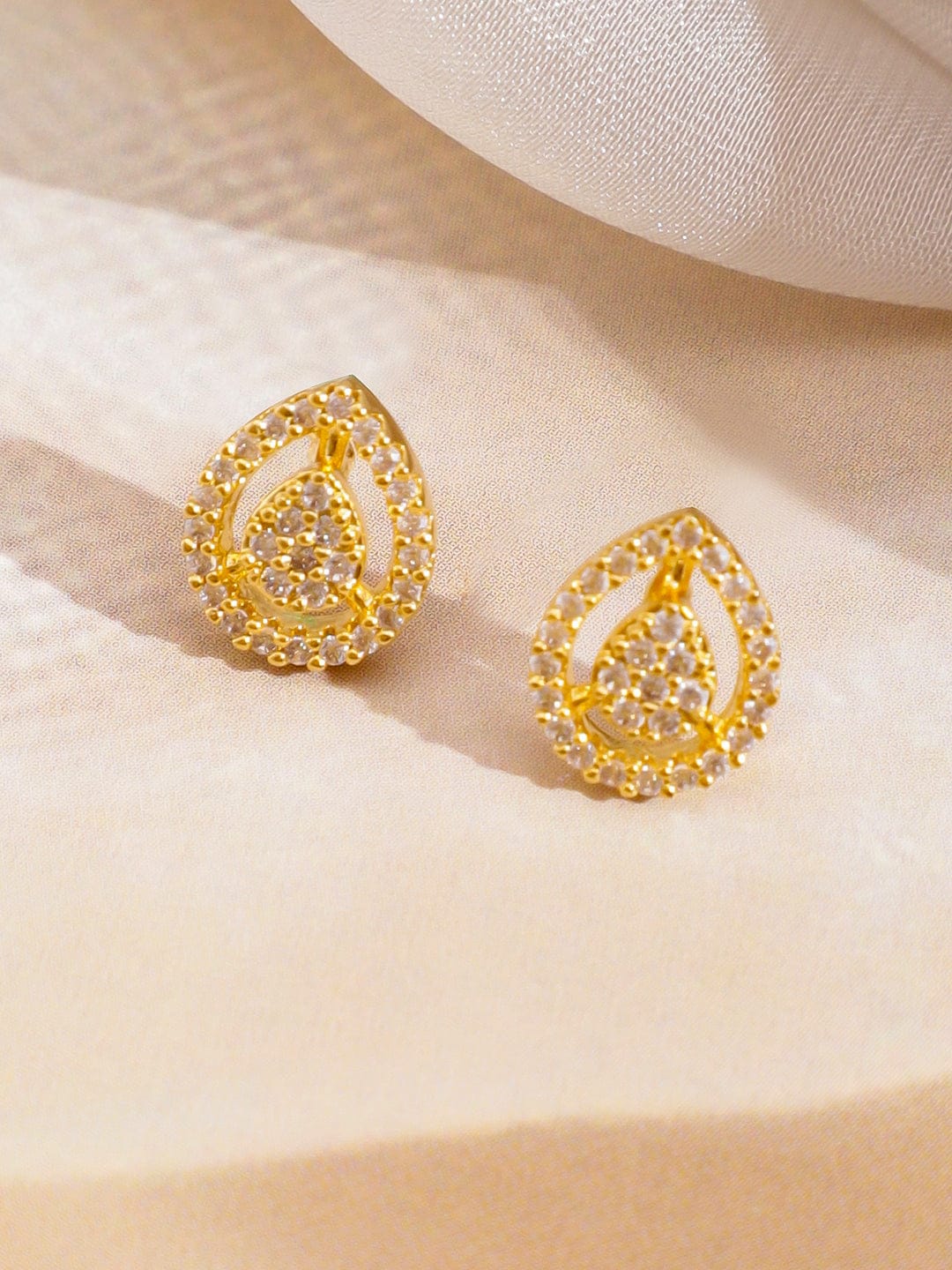 Rubans 22K Gold-Plated Black Beaded Mangalsutra Set with Cubic Zirconia Pendant & Earrings Mangalsutra