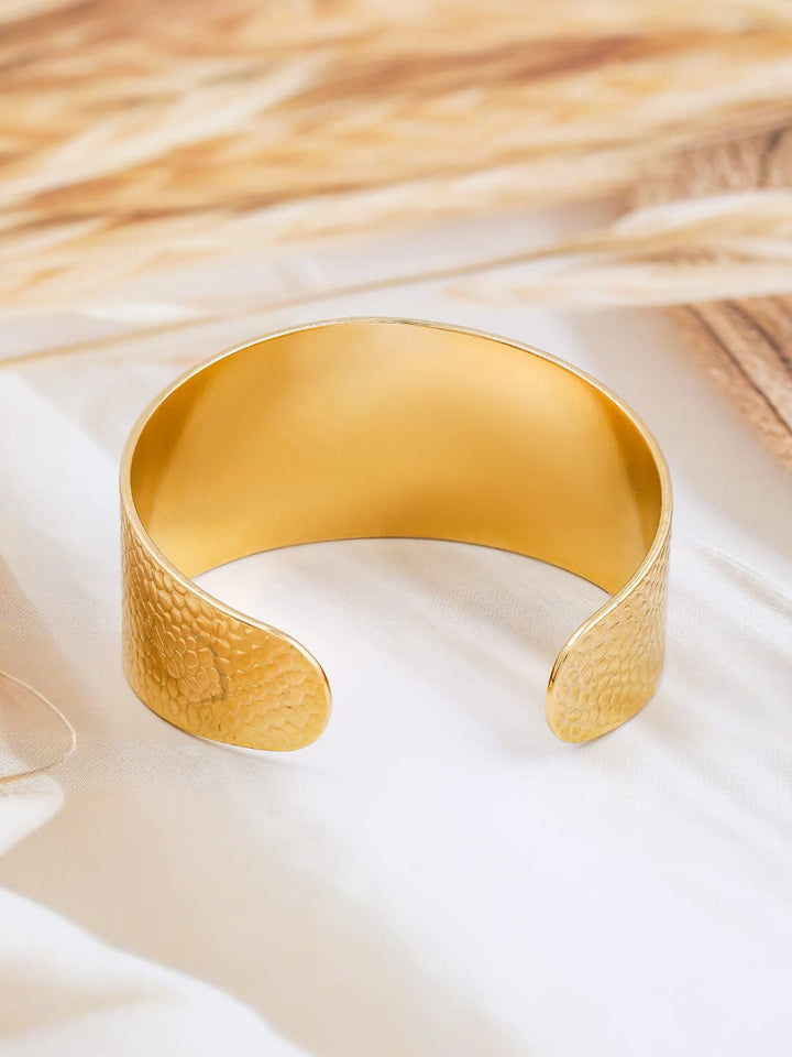 Rubans 22K Gold-Plated Free Size Textured Cuff Bracelet Bracelet