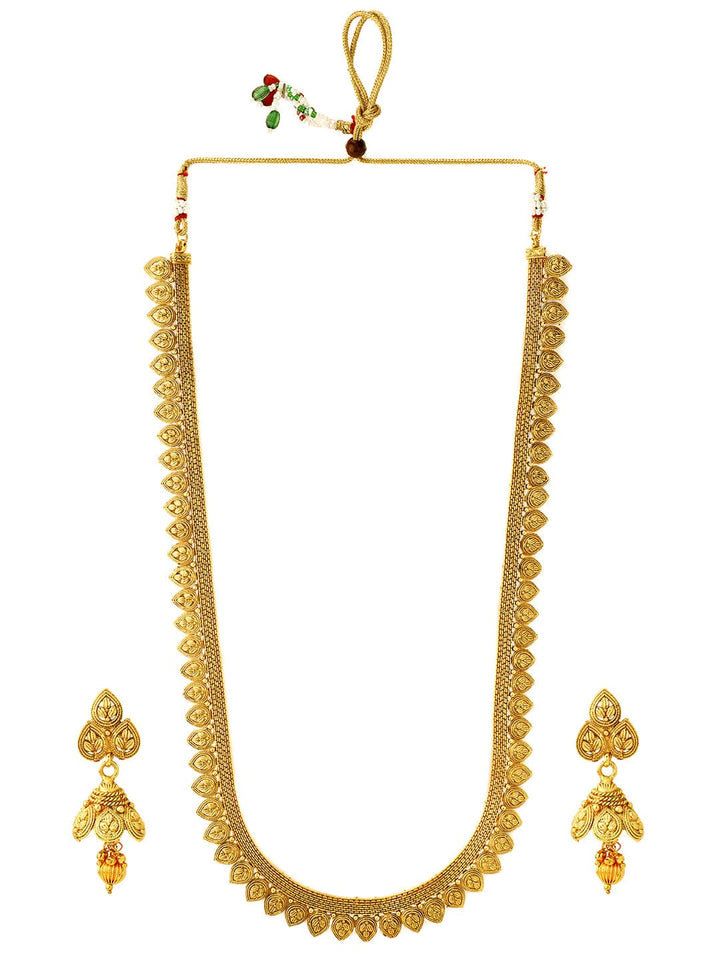 Rubans 22K Gold Plated Handcrafted Studded Necklace Set Necklace Set