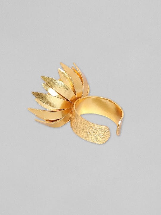 Buy Gold Rings for Women in Saudi Arabia | Gold Ring Designs | L'azurde KSA