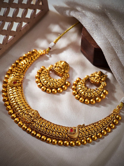 beautiful gold jewelry
