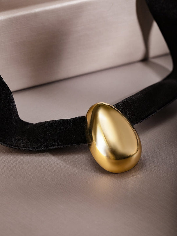 Rubans Bold 18K Gold-Plated Glossy Abstract Pendant Black Velvet Statement Choker Necklace Necklace & Chains