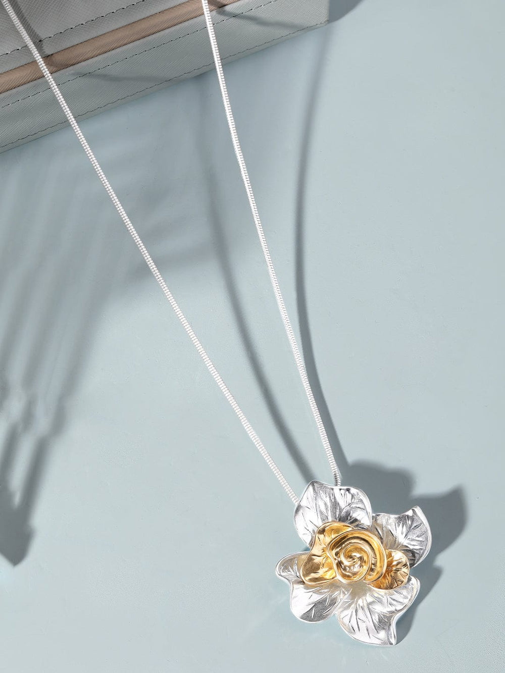 Rubans Dual Tone Plated Floral Pendant Statement Copper Necklace Necklace
