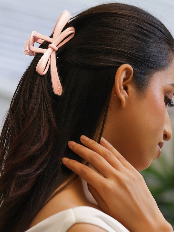 Rubans Elegant Pastel Pink Glossy Bow Design Hair Claw Clip for Stylish & Secure Hold Hair Accessory