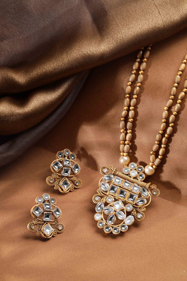 Rubans Gold and White Beads Chain with Gold-Toned Stone Pendant Necklace Set Jewellery Sets