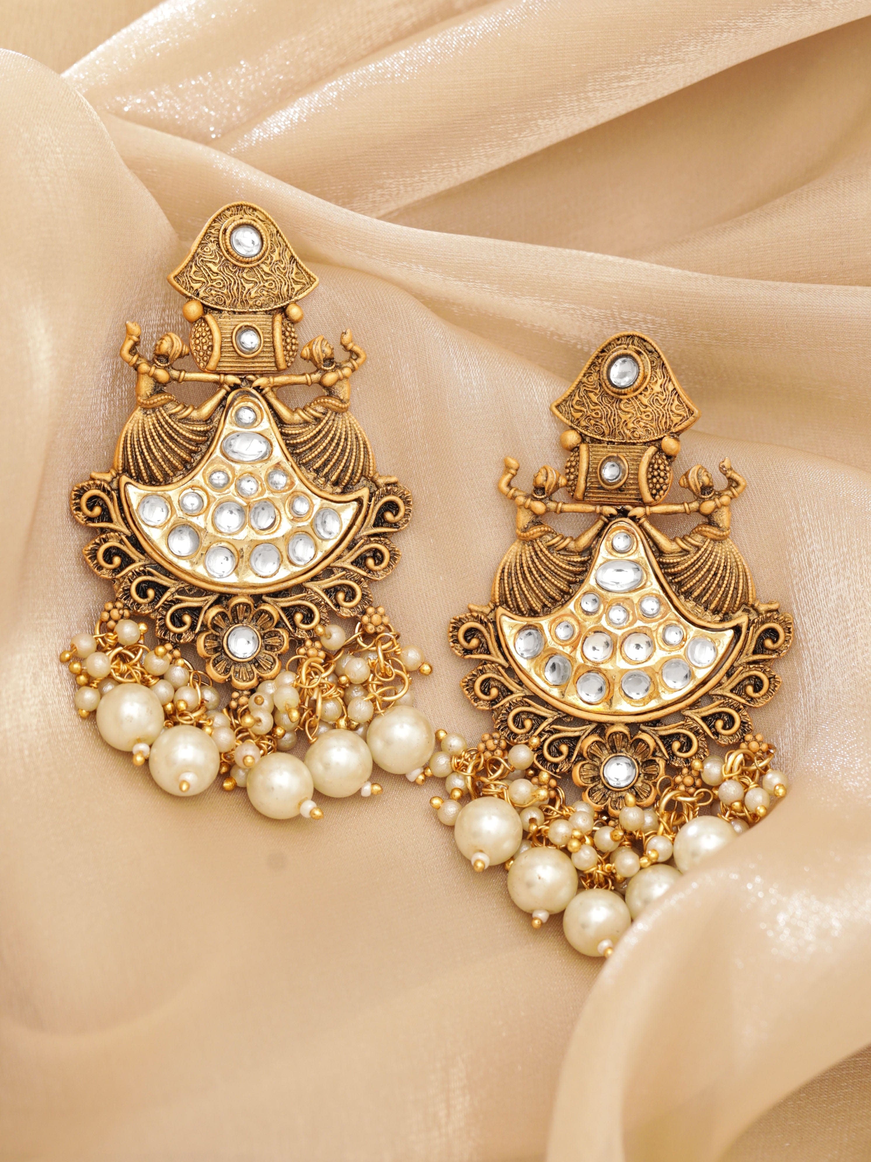 The Pearl Story - Oyster Drop White Pearl Earrings – Curio Cottage