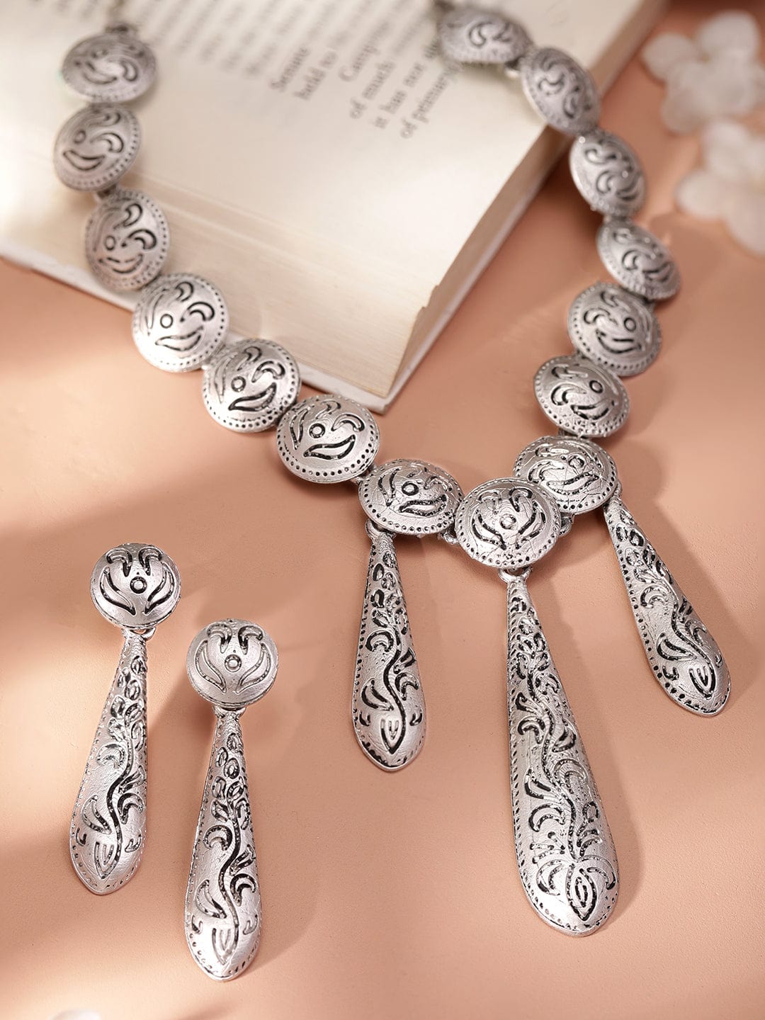 Rubans Mystic Radiance Oxidized Silver-Plated Jewelry Set Jewellery Sets