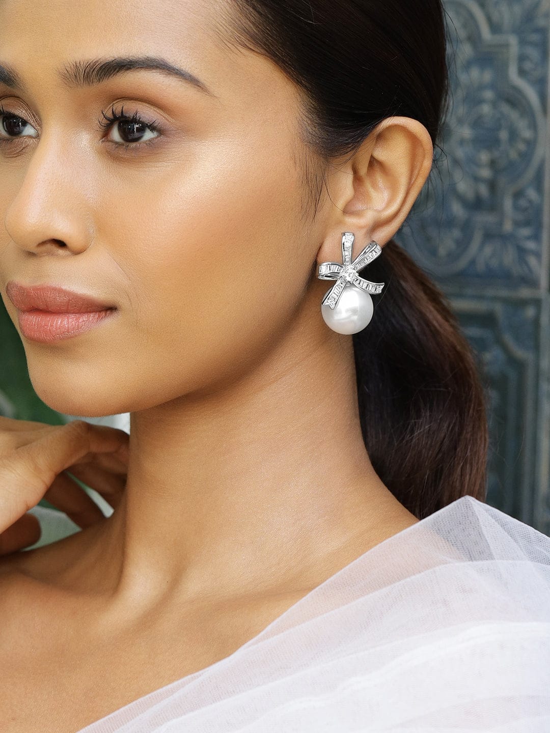 Rubans Rhodium-Plated Cubic Zirconia & Pearl Bow Design Stud Earrings Earrings