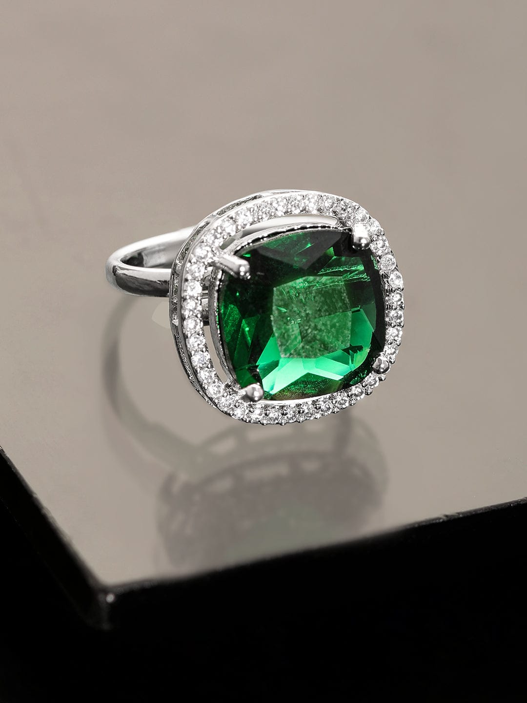 Rubans Rhodium plated Emerald Green Cushion Cut zirconia studded Classy ring Rings