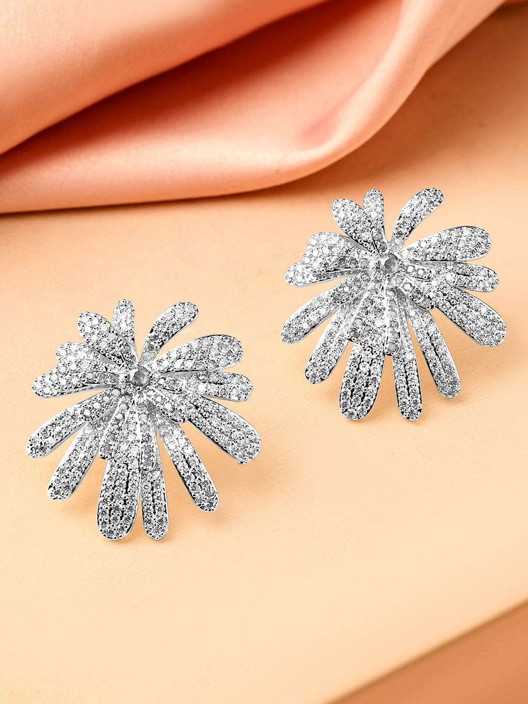 Rubans Rhodium-Plated White Cubic Zirconia Floral Glamorous Stud Earrings Earrings