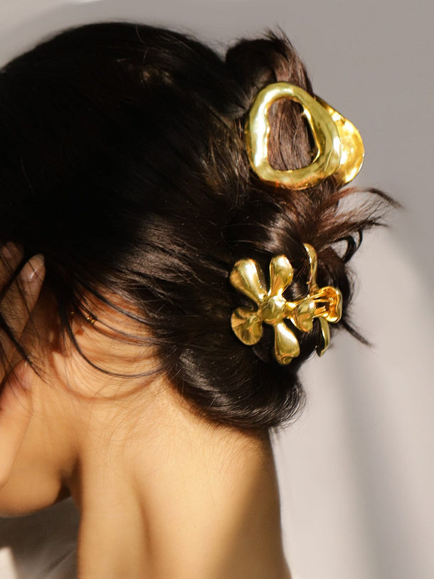 Rubans Set of 2 18K Gold Plated Floral & Abstract Hair Claw Clips Hair Accessories
