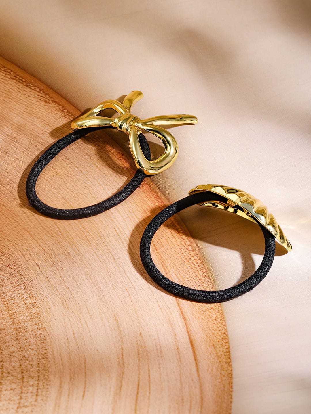 Rubans Set of 2 18K Gold Plated Luxe Bow & Sculpted Shell Design Hair Ties Accessories Hair Accessory
