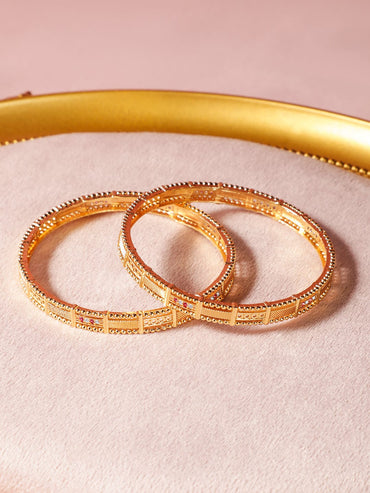 Rubans Set of 2 18K Gold-Plated Rectangular Motif Bangles Wristwear