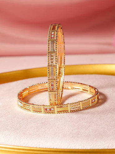 Rubans Set of 2 18K Gold-Plated Rectangular Motif Bangles Wristwear