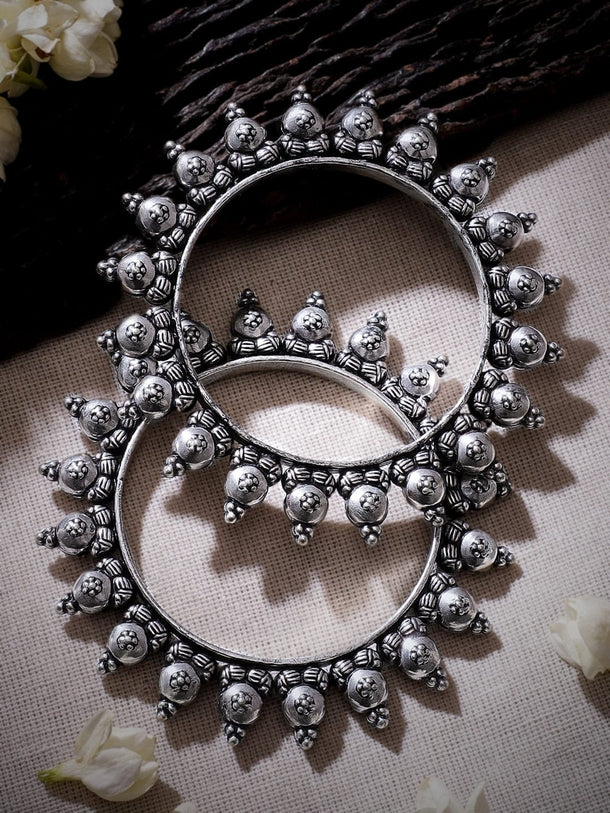 Rubans Set of 2 Artisan-Crafted Oxidized Silver-Plated Bangles Bangles & Bracelets