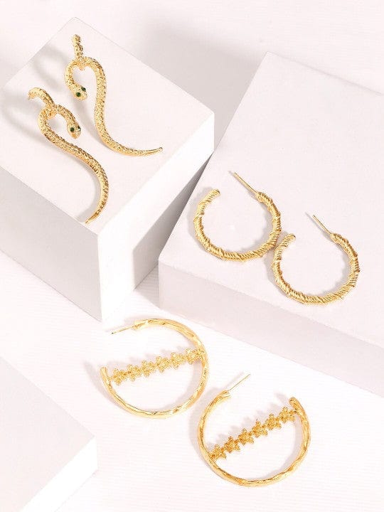 Rubans Set of 3 18K Gold-Plated Textured Hoop Earrings with Snake Drop Design Earrings