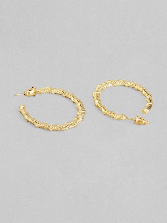 Rubans Set of 3 18K Gold-Plated Textured Hoop Earrings with Snake Drop Design Earrings