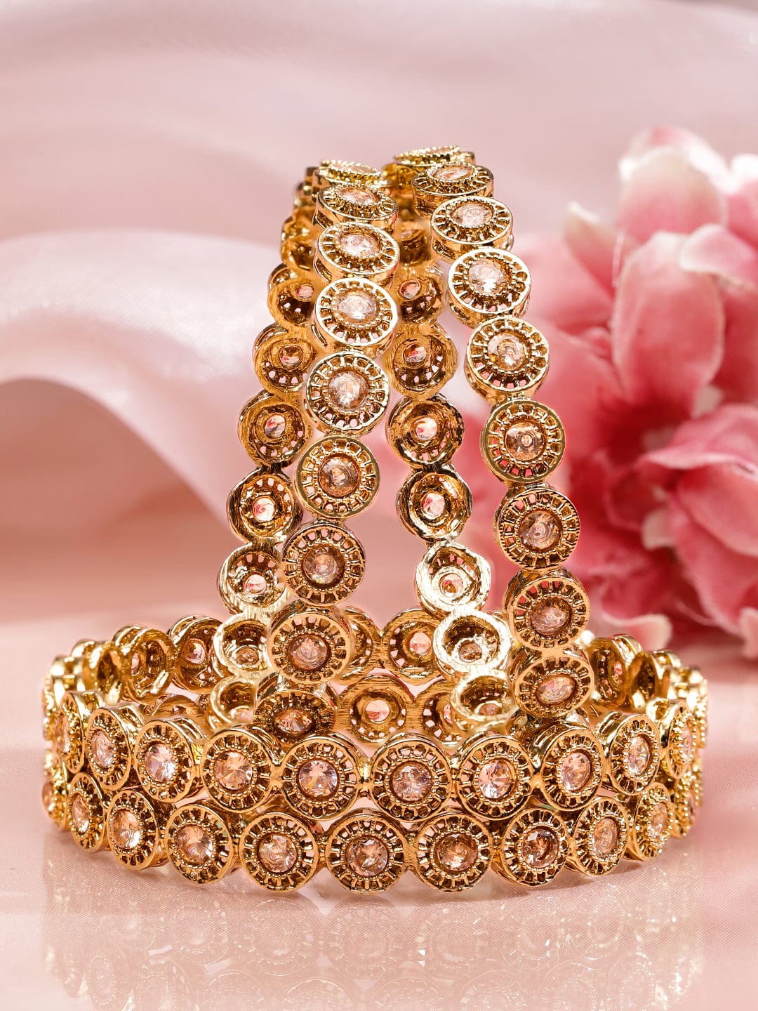 Rubans Set of 4 18K Gold-Plated Light Peach Cubic Zirconia Studded Circular Bangles Bangles & Bracelets