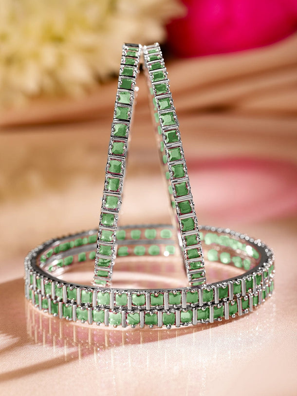 Rubans Set of 4 Rhodium Plated Emerald Green Square-Cut Cubic Zirconia Studded Bangles Bangle